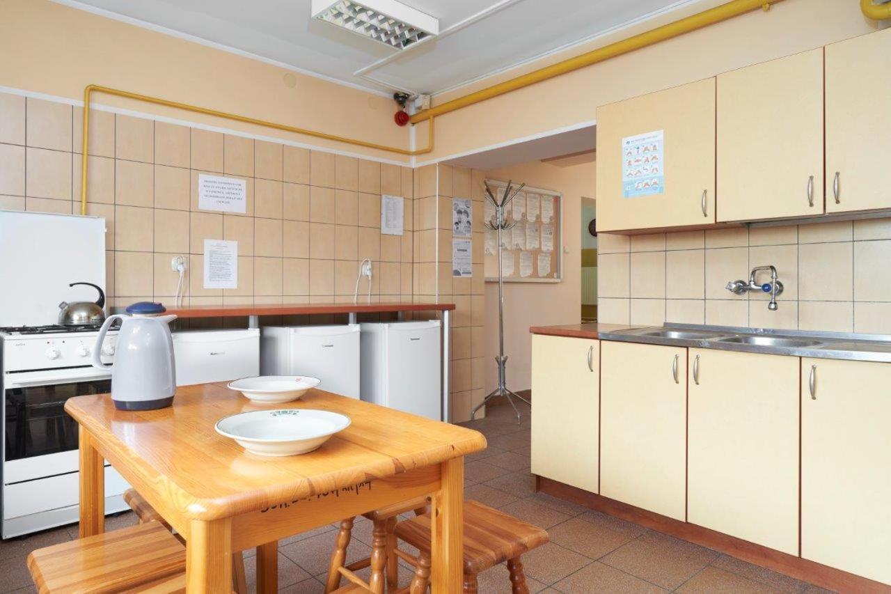 Szkolne Schronisko Mlodziezowe W Olsztynie Hostel ออลชติน ภายนอก รูปภาพ