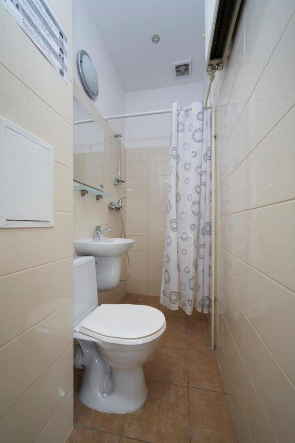 Szkolne Schronisko Mlodziezowe W Olsztynie Hostel ออลชติน ภายนอก รูปภาพ