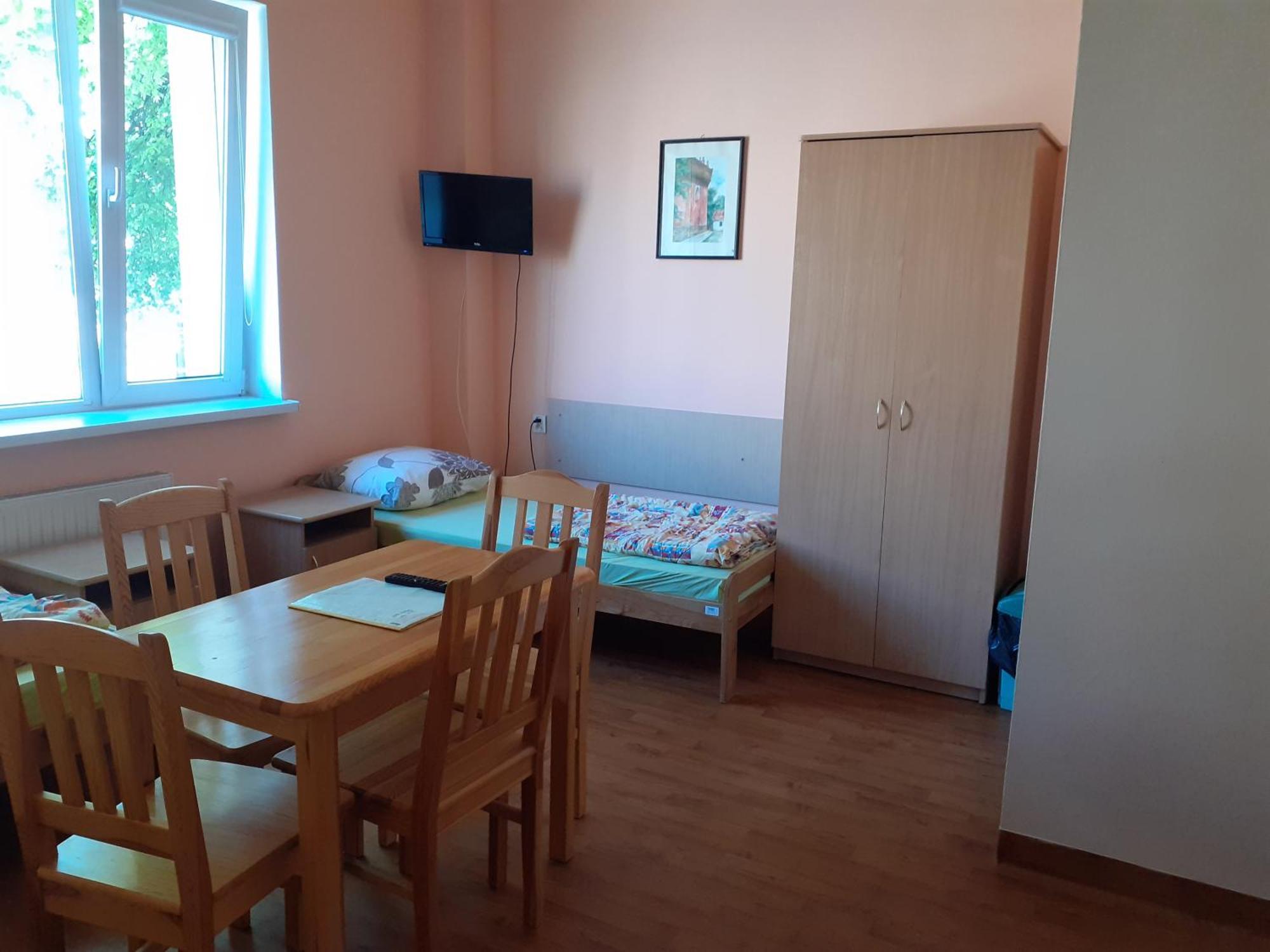 Szkolne Schronisko Mlodziezowe W Olsztynie Hostel ออลชติน ภายนอก รูปภาพ